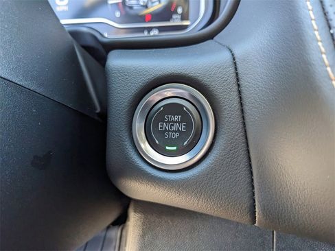 Used 2024 GMC Yukon AT4 w/ AT4 Premium Package image 27