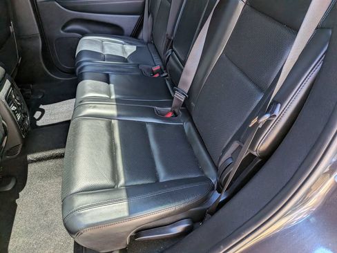 Used 2021 Jeep Grand Cherokee Limited w/ Luxury Group II AWD/4WD image 26