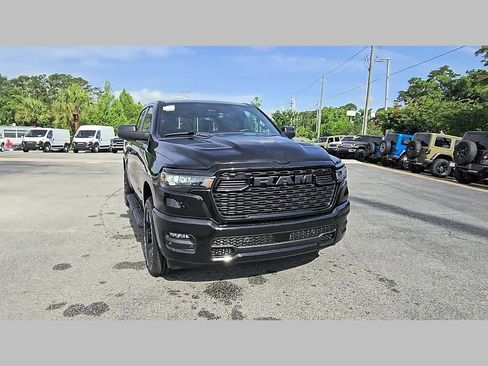 New 2026 RAM 1500 Express AWD/4WD image 34