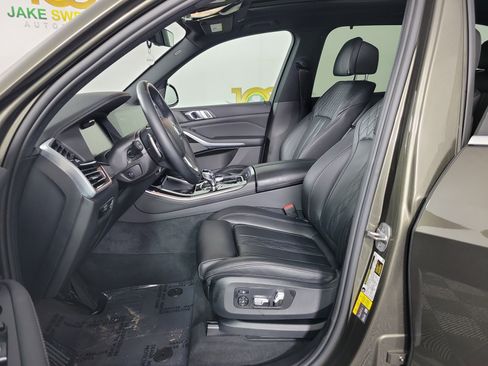Certified 2023 BMW X5 xDrive45e w/ Executive Package image 9