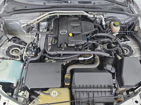 Used 2007 MAZDA MX-5 Miata Sport w/ Appearance Pkg image 24