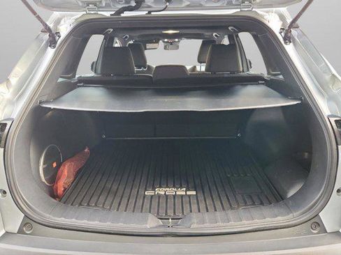 Certified 2025 Toyota Corolla Cross AWD Hybrid w/ Moonroof Package image 28