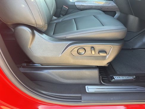 Used 2024 Chevrolet Silverado 2500 LTZ w/ LTZ Plus Package image 26