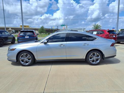 Used 2024 Honda Accord EX image 3