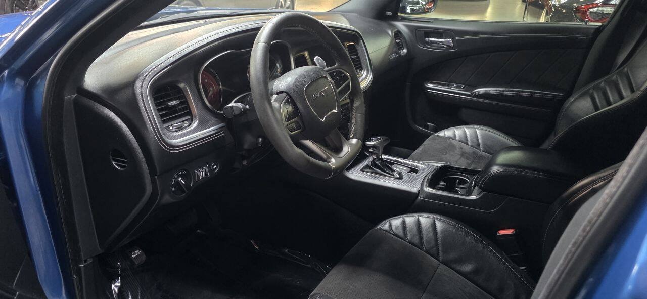 Used 2022 Dodge Charger SRT Hellcat w/ Alcantara Interior Package RWD image 15
