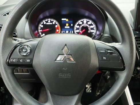 Used 2023 Mitsubishi Eclipse Cross LE AWD/4WD image 10