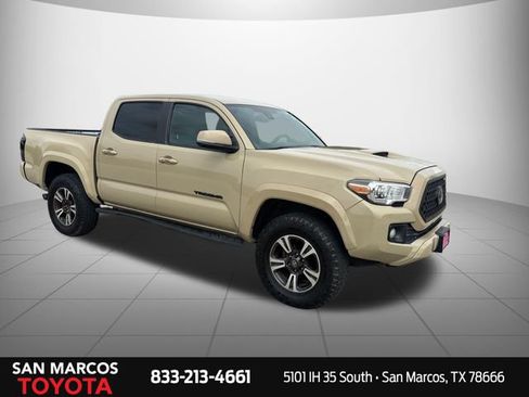 Used 2019 Toyota Tacoma TRD Sport w/ Technology Package AWD/4WD image 7