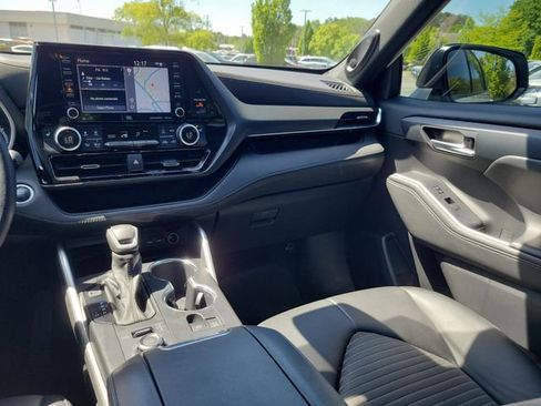 Used 2021 Toyota Highlander XSE AWD/4WD image 13