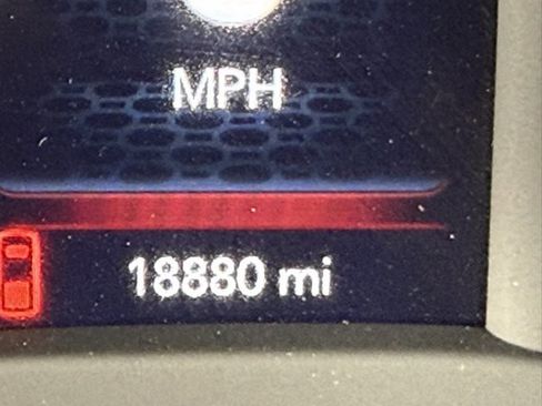 Used 2024 RAM 2500 Big Horn w/ Sport Appearance Package image 19