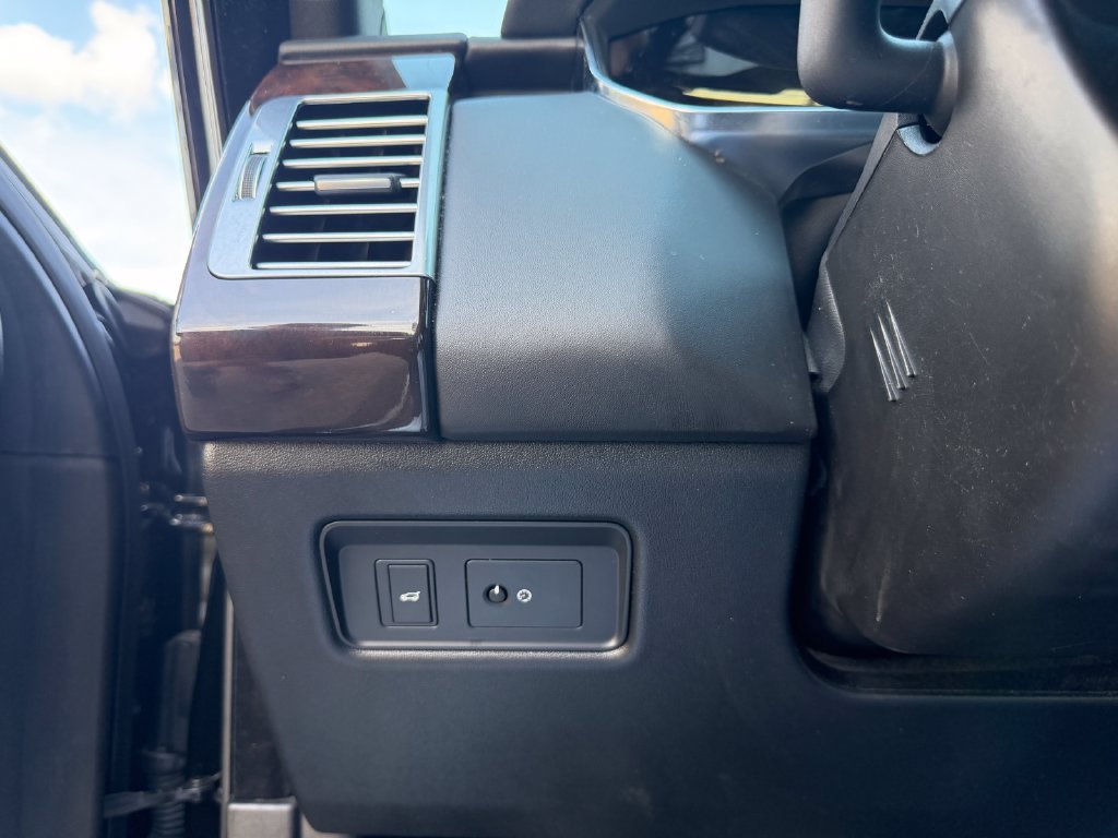 Used 2019 Land Rover Range Rover Supercharged AWD/4WD image 15