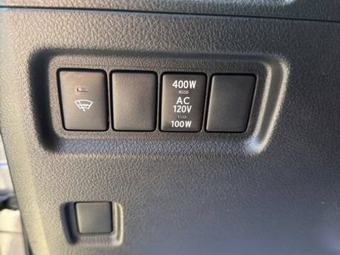 Used 2021 Toyota 4Runner Limited AWD/4WD image 21
