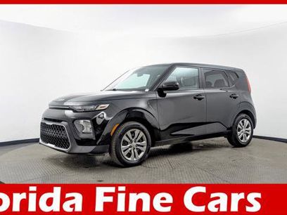 Used 2022 Kia Soul LX