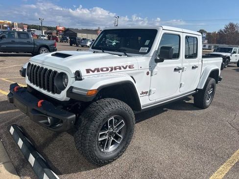 New 2026 Jeep Gladiator Mojave image 1