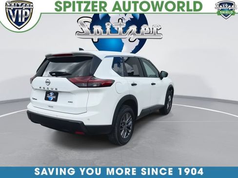 Used 2024 Nissan Rogue S AWD/4WD image 9