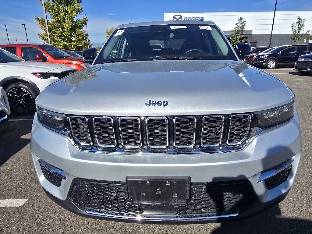 Used 2023 Jeep Grand Cherokee 4WD 4xe image 18