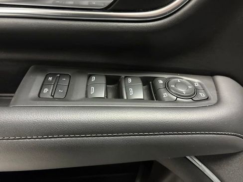 Used 2022 Chevrolet Tahoe LT w/ Luxury Package AWD/4WD image 27