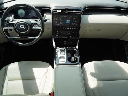 Certified 2023 Hyundai Tucson Limited FWD image 12