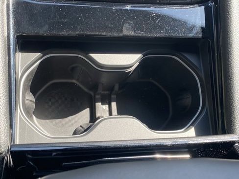 Used 2023 Jeep Grand Cherokee Overland w/ Advanced Protech Group III image 27