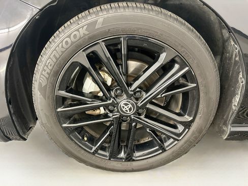 Used 2025 Toyota Camry SE FWD image 35
