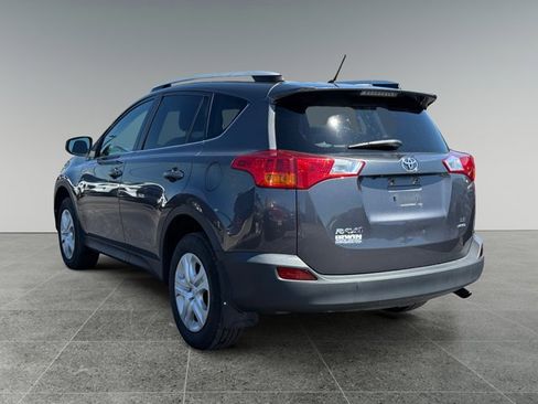 Used 2015 Toyota RAV4 LE AWD/4WD image 4
