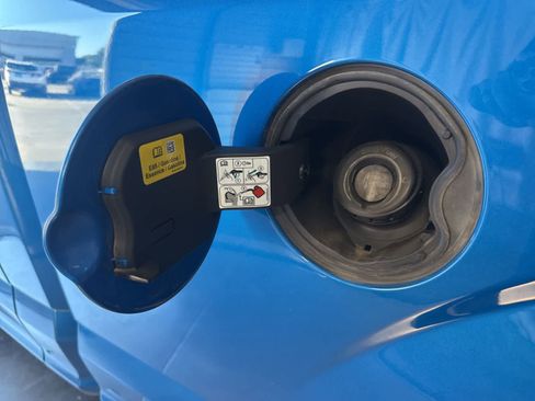 Used 2019 Ford F150 XL w/ Equipment Group 101A Mid RWD image 10
