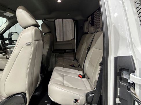 Used 2021 Ford F250 XL w/ Power Equipment Group image 13