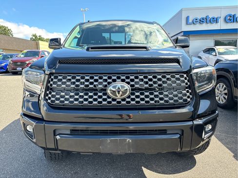 Used 2019 Toyota Tundra SR5 w/ TRD Sport Package AWD/4WD image 4