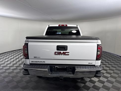 Used 2018 GMC Sierra 1500 SLT AWD/4WD image 4