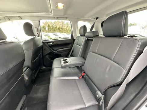 Used 2015 Subaru Forester 2.5i Touring w/ Eyesight & Navigation System image 18