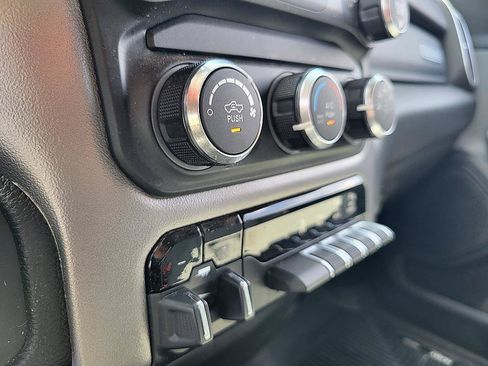 Used 2019 RAM 1500 Big Horn AWD/4WD image 26