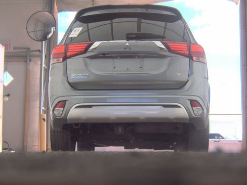 Used 2022 Mitsubishi Outlander LE image 7