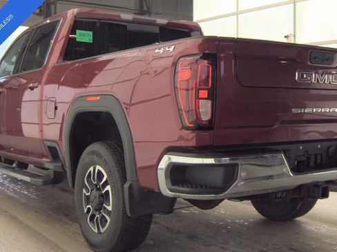 Used 2020 GMC Sierra 2500 SLE w/ SLE Value Package; image 3