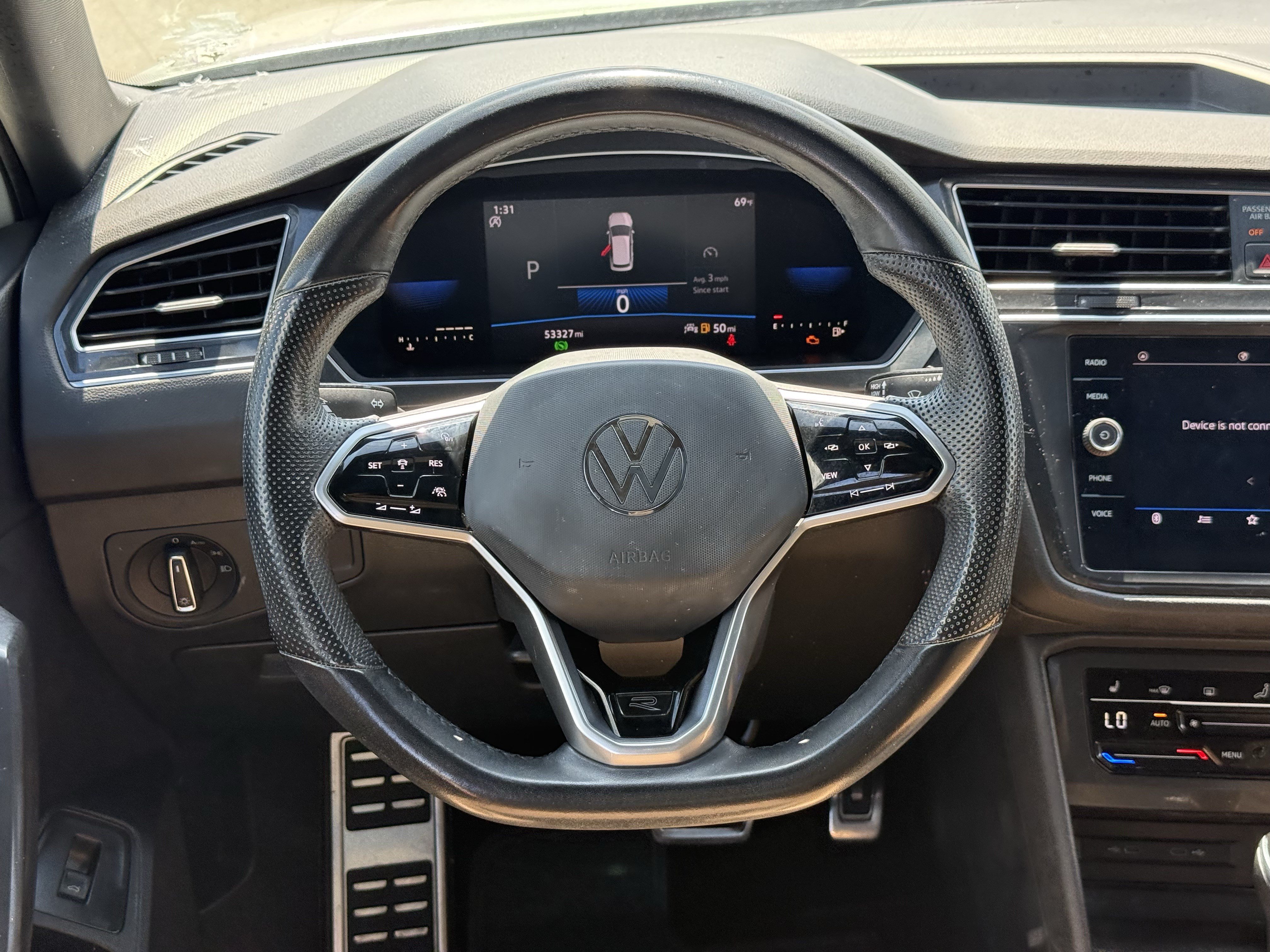Used 2022 Volkswagen Tiguan SE R-Line FWD image 16