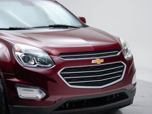 Used 2017 Chevrolet Equinox LT w/ Convenience Package image 12