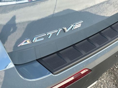 Used 2025 Ford Explorer Active w/ Active Comfort Package image 7