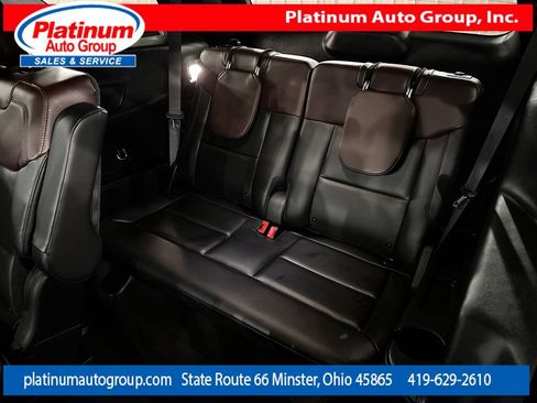 Used 2021 Ford Explorer Platinum w/ Equipment Group 601A AWD/4WD image 34