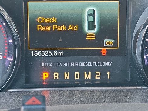 Used 2011 Ford F250 Lariat w/ Lariat Interior Pkg image 8