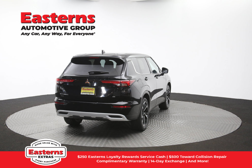 Used 2024 Mitsubishi Outlander SE FWD image 39