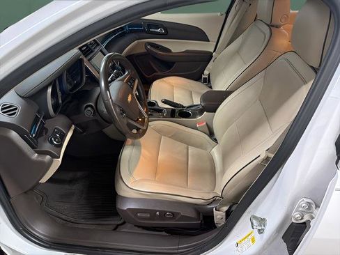 Used 2015 Chevrolet Malibu LTZ FWD image 12