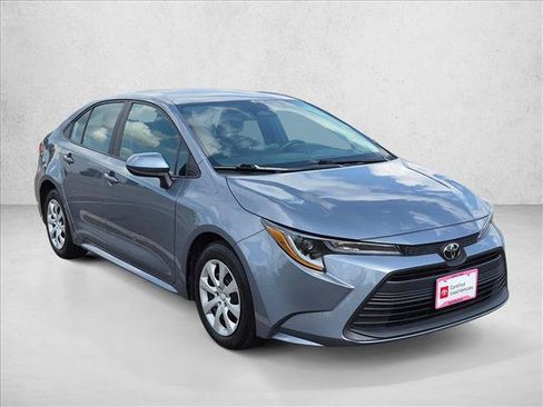 Certified 2024 Toyota Corolla LE FWD image 3