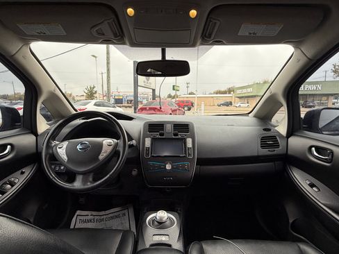 Used 2014 Nissan Leaf SL w/ Premium Package image 21