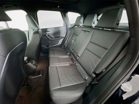 Used 2025 BMW X1 xDrive28i w/ Technology Package image 23