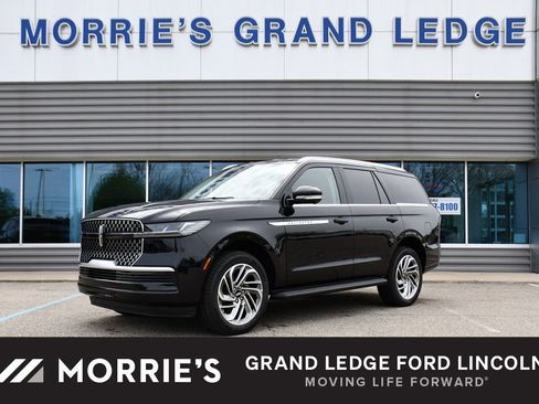 New 2026 Lincoln Navigator Premiere AWD/4WD image 1