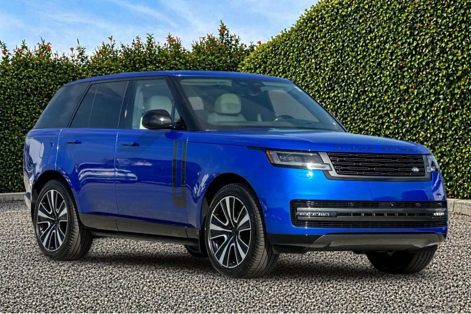 New 2026 Land Rover Range Rover SE AWD/4WD image 8