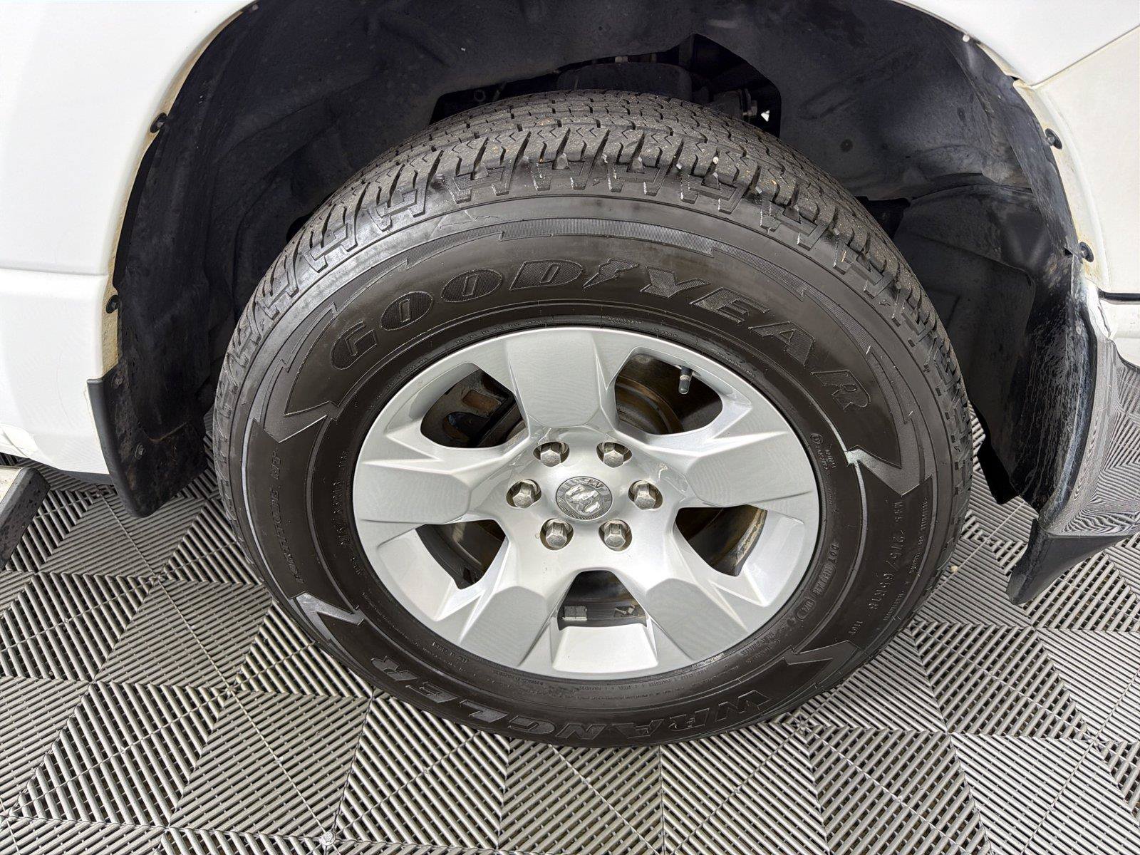 Used 2019 RAM 1500 Big Horn AWD/4WD image 10