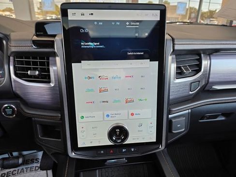 Used 2022 Ford Expedition Platinum image 24