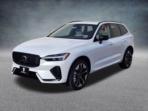 New 2026 Volvo XC60 B5 Plus w/ Climate Package image 3