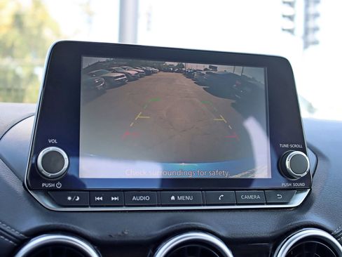 Used 2020 Nissan Sentra SV image 19