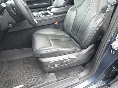 Used 2024 Jeep Wagoneer Series II w/ Convenience Group I AWD/4WD image 16