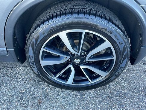 Used 2017 Nissan Rogue AWD image 7